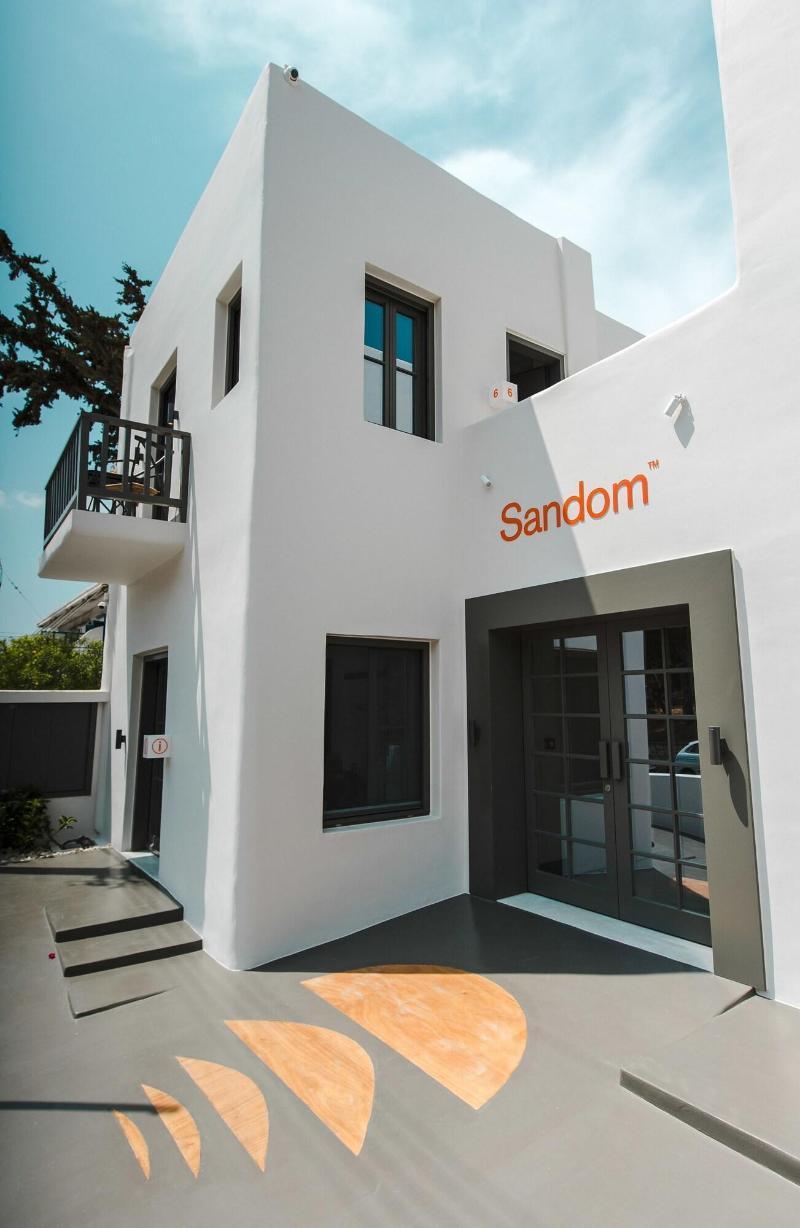 Sandom